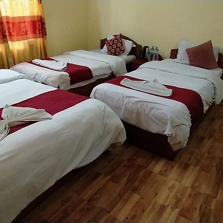 Hotel Plaza Nepal โพคารา ภายนอก รูปภาพ