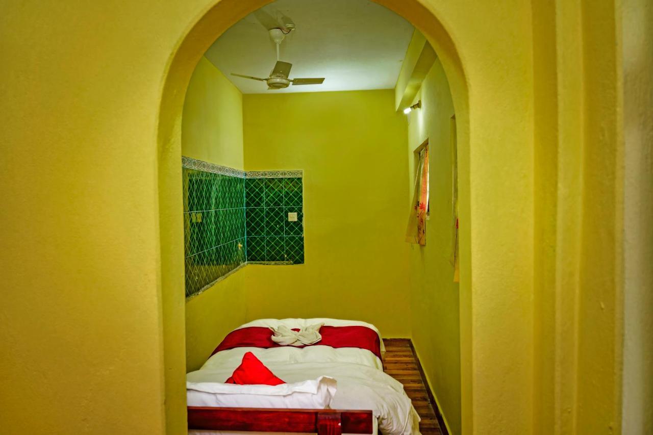 Hotel Plaza Nepal โพคารา ภายนอก รูปภาพ
